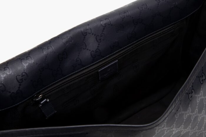 Gucci Cross Body Flap Bag Large - Image 4