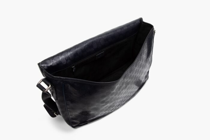 Gucci Cross Body Flap Bag Large - Image 5